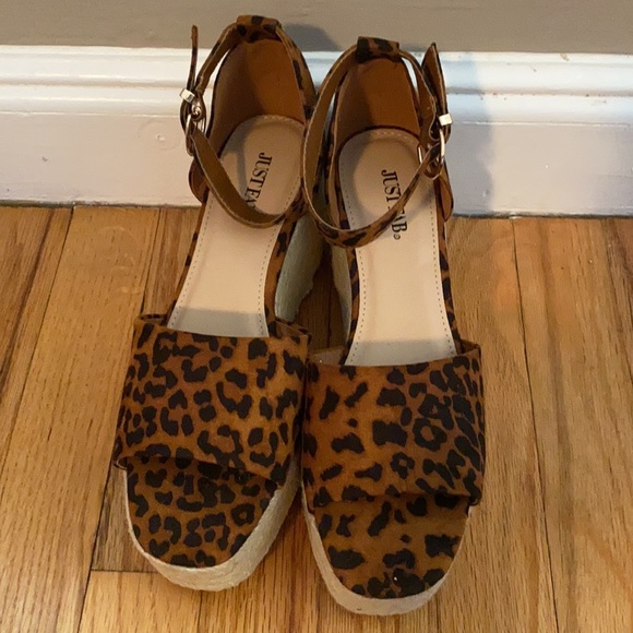 JUSTFAB Leopard Wedge Heels - Picture 4 of 4